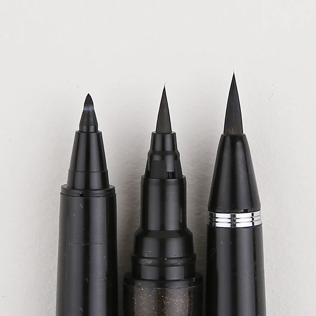Japan ZIG Kuretake Fude Brush Pen, Medium tip marker, Black Ink Refillable